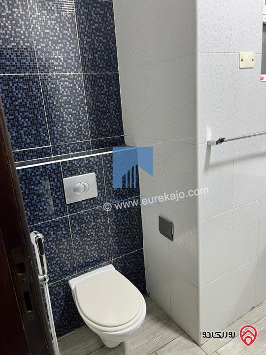 شقة شبه أرضية مساحة 143م داخلي مع ترسات 100م للبيع في عمان - عرقوب خلدا