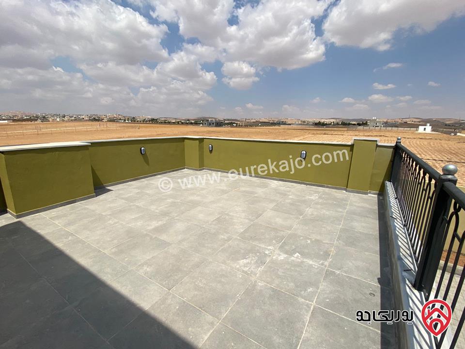 مزرعة مساحة الأرض 3427م والبناء 155م للبيع في المفرق - بلعما	