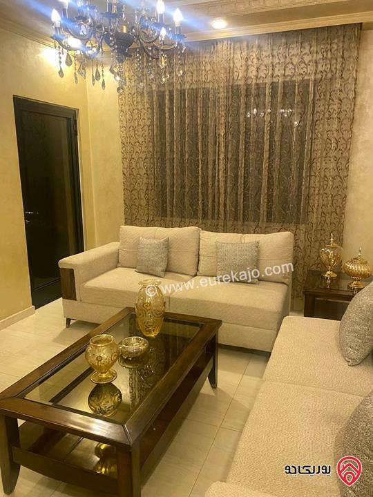 شقة طابق أول مساحة 172م للبيع في عمان - الرابية