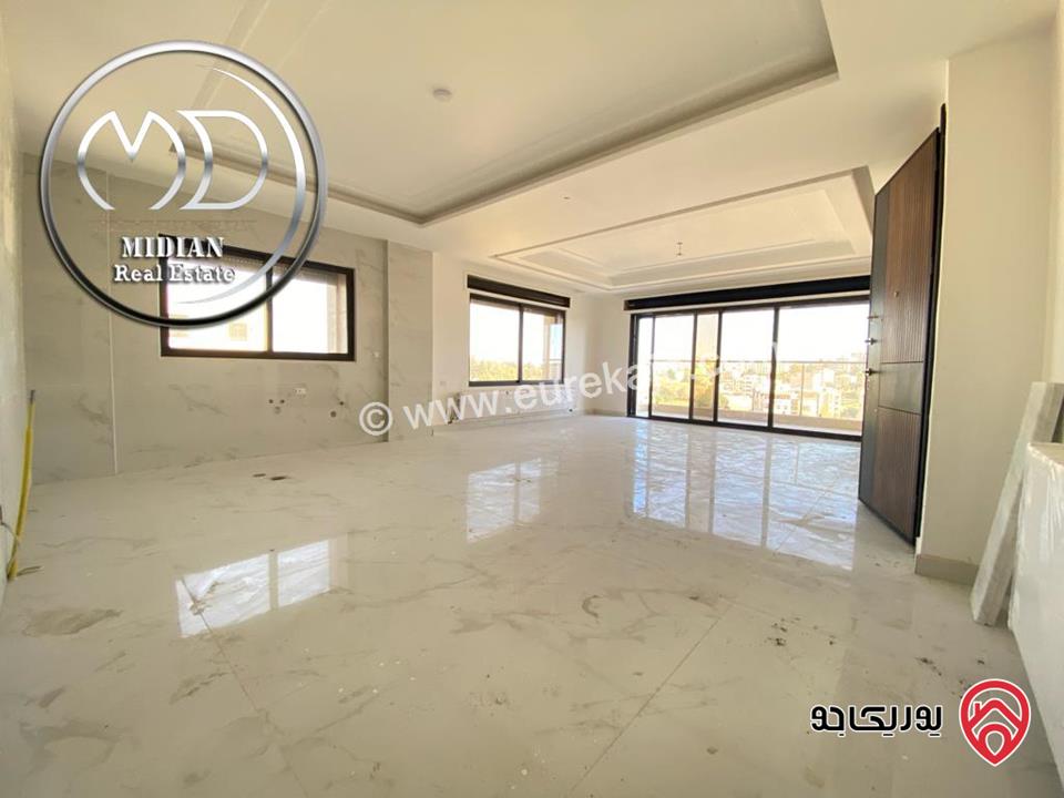 شقق جديدة دوبلكس طابق أخير مع روف للبيع في عمان - خلدا مساحات 140م & 185م مع تراسات امكانية الأقساط بأسعار مميزة