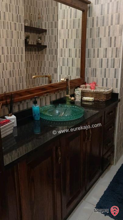 شقة طابق ثاني مساحة 187م للبيع في عمان - عرجان