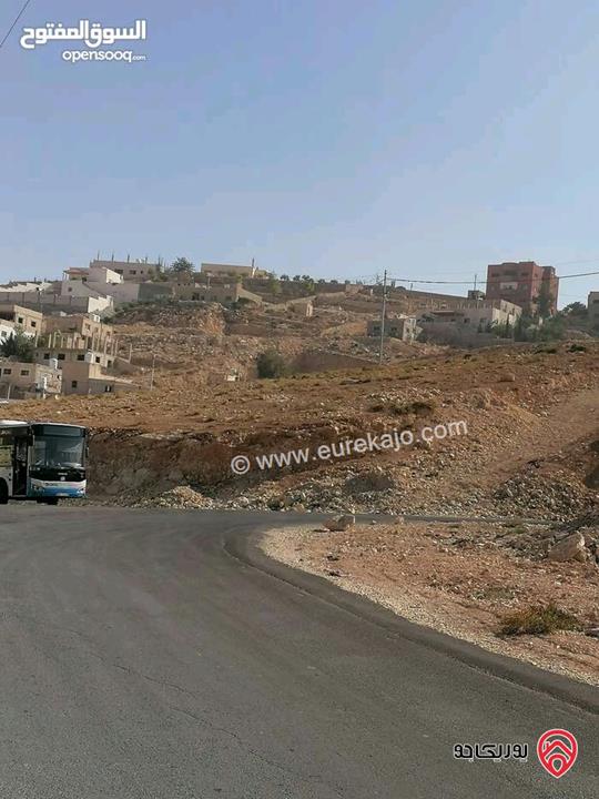 قطعة أرض مساحة 353م للبيع في ماركا تابعة لأراضي الزرقاء عطل الرصيفة حوض المسفر 