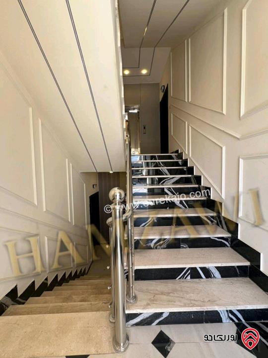 شقة طابق أول مساحة 175م للايجار في عمان - البنيات طريق المطار 