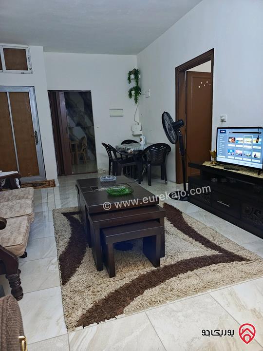 شقة طابق ثالث مساحة 103م للبيع في اربد حي النصر
