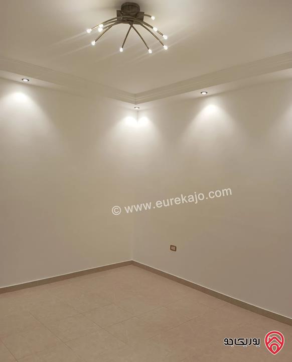 شقة مميزة طابق ثاني مساحة 205 م للبيع في عمان - ضاحية النخيل