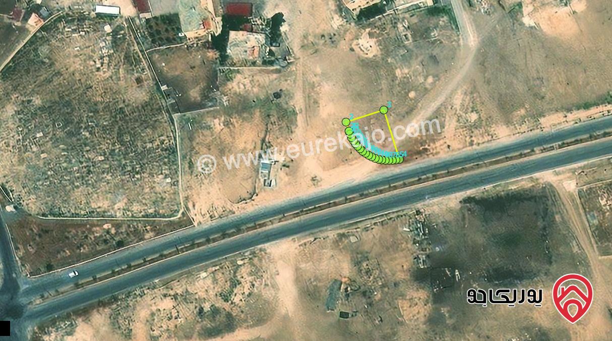 ارض تجاري مساحة 423م للبيع في عمان - الجيزة قرب الشارع الرئيسي 