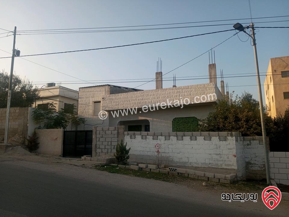 منزل مساحة 140م على أرض 250م للبيع في اربد - ايدون 