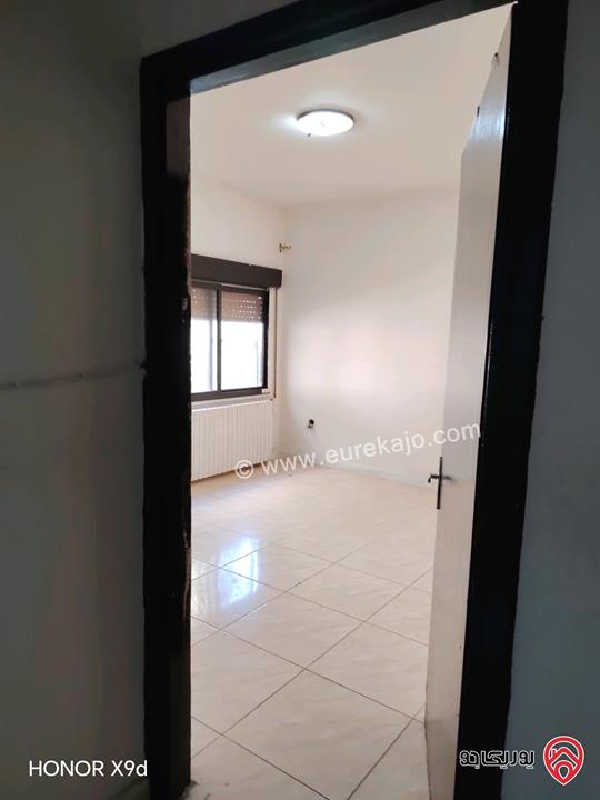 بيت مستقل مساحة 180م على ارض 373م للبيع في عمان - طبربور