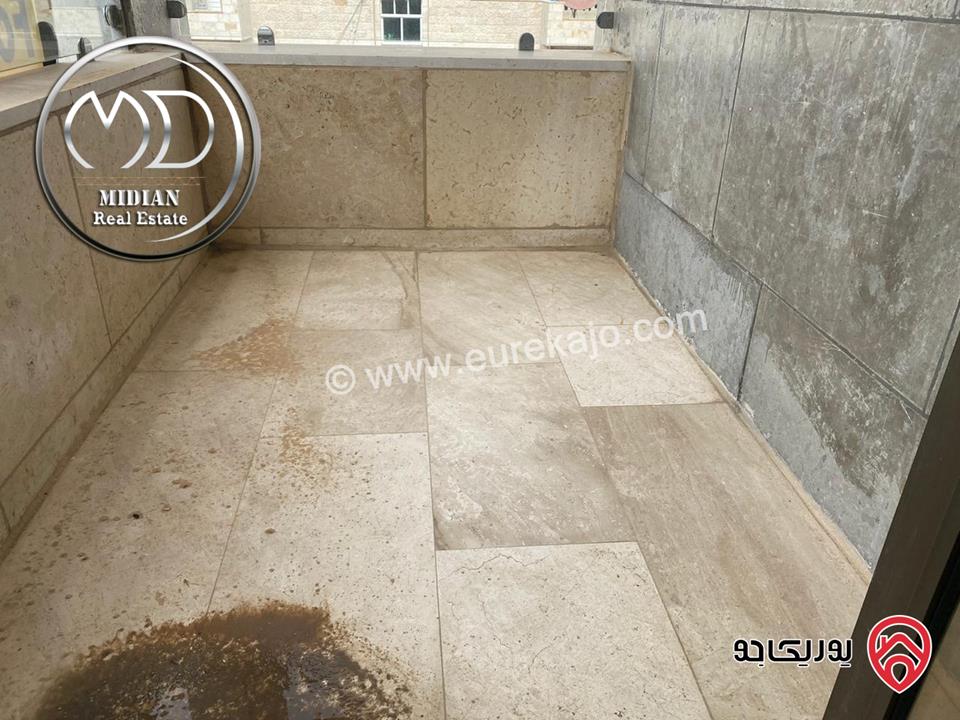 شقق فارغة للايجار في عمان - ضاحية النخيل مساحات 190م تشطيبات و ديكورات سوبر ديلوكس اطلالة جميلة بسعر مميز