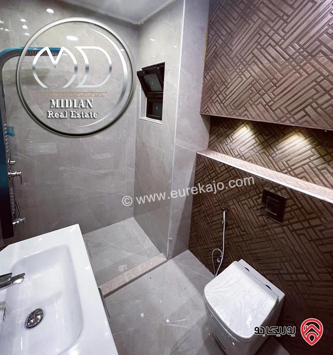 شقق ارضي و شبه ارضي جديدة للبيع في عمان - ضاحية الرشيد مساحة 165م مع تراسات تشطيبات سوبر ديلوكس بسعر مميز