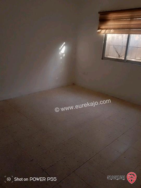 شقة أرضية منفصلة مجددة مساحة 120م داخلي و 50م خارجي للايجار في عمان - ماركا