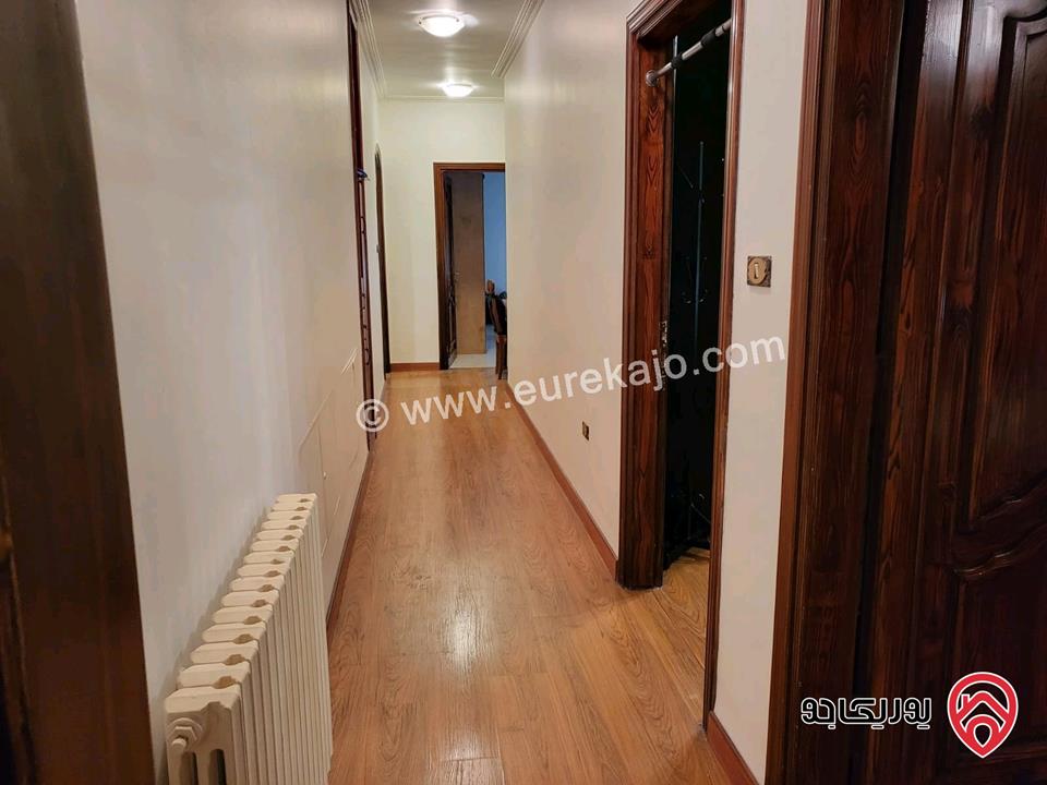 شقة أرضية دوبلكس مساحة 319م داخلي و 100م خارجي للبيع في عمان - ام السماق