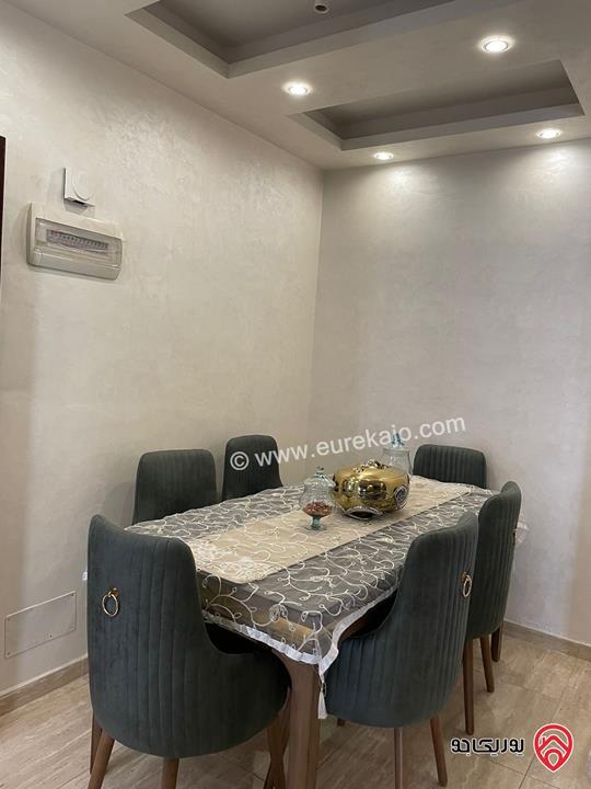 فيلا مساحة 700م على أرض 1 دونم مفروشة للإيجار في عمان - الجبيهة