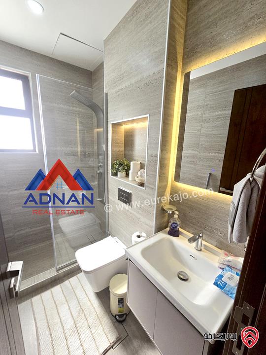 شقة مفروشة طابق ثالث مساحة 85م جديدة لم تسكن للإيجار السنوي في عمان - الصويفية