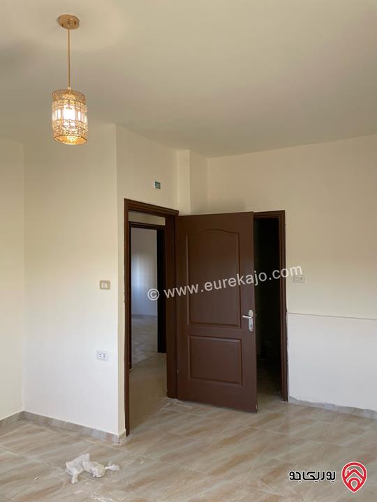 شقة طابق رابع مع روف مساحة 147م للبيع في عمان - ضاحية الاستقلال 