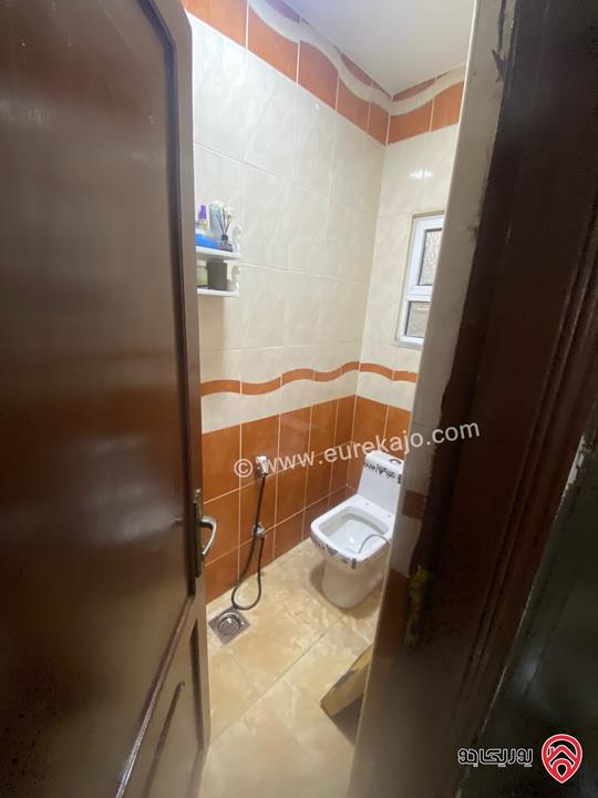 شقة ارضية مساحة 145م داخلي و 50م خارجي للبيع في عمان - ماركا الجنوبية نادي السباق