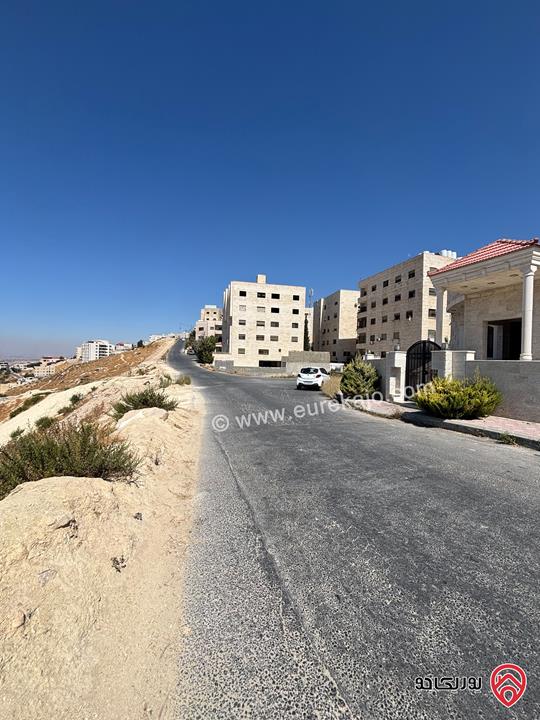 أرض سكنية مساحة 787م للبيع في عمان - صويلح