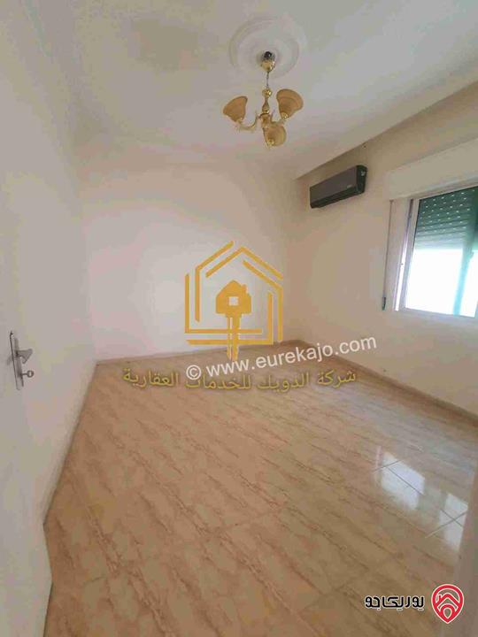 شقة فارغة طابق ثانى مساحة 130م للإيجار في عمان - ضاحية الرشيد 
