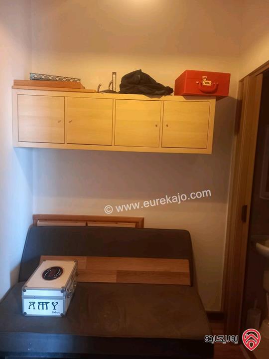 شقة طابق ثاني مساحة 213م للبيع في عمان - خلدا 