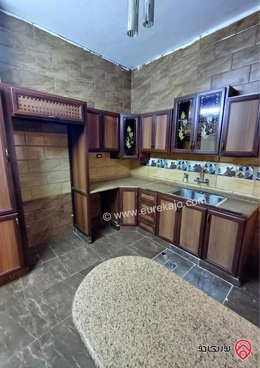 عمارة تجارية على أرض 385م للبيع في الزرقاء الجديدة