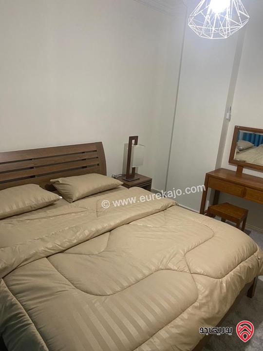 شقة ديلوكس طابق اول مساحة 205م للبيع في عمان - الرابية