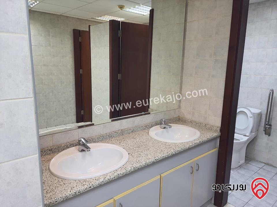 مكاتب حديثة طابقية 420م للايجار في عمان - الشميساني 