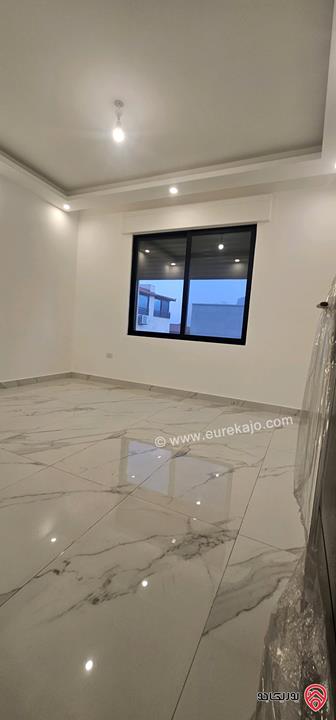 شقة دوبلكس أخير مع روف درج داخلي للبيع في عمان - شفا بدران