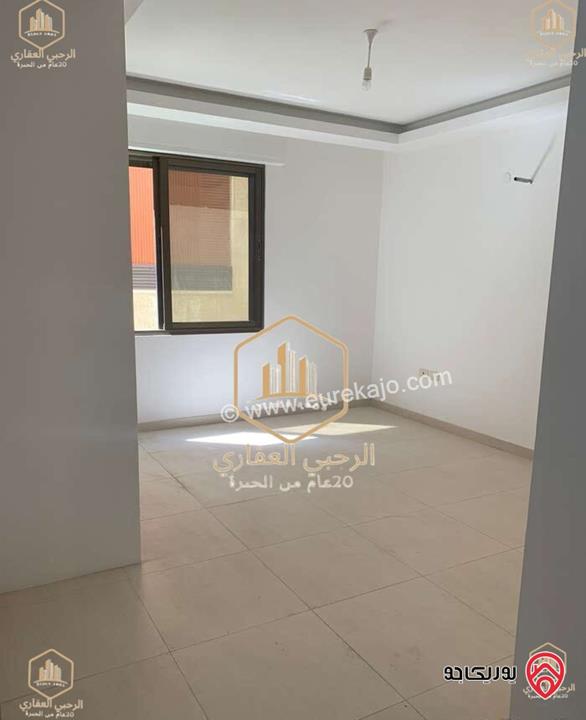 شقة سوبر ديلوكس شبه أرضية مساحة 95م داخلي و 40م خارجي للبيع في عمان - الدوار الرابع 