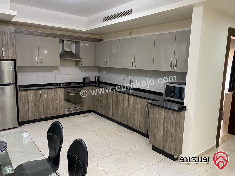 شقة مميزة طابق أول مساحة 110م مفروشة للايجار في عمان - عبدون