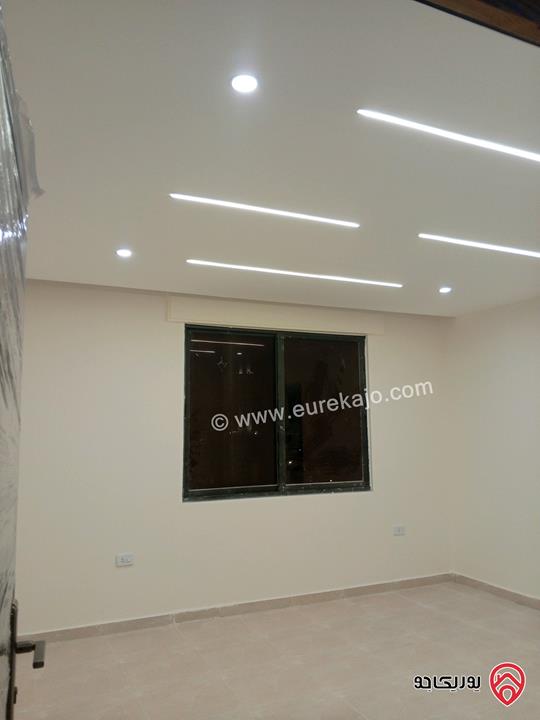 شقة طابق ثالث مساحة 188م للايجار في عمان - طبربور 