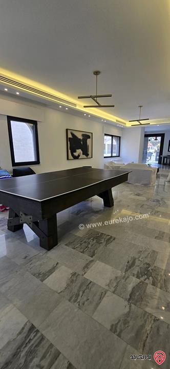 شقة تربلكس مساحة 469م داخلي و 150م خارجي للبيع في عمان - عبدون