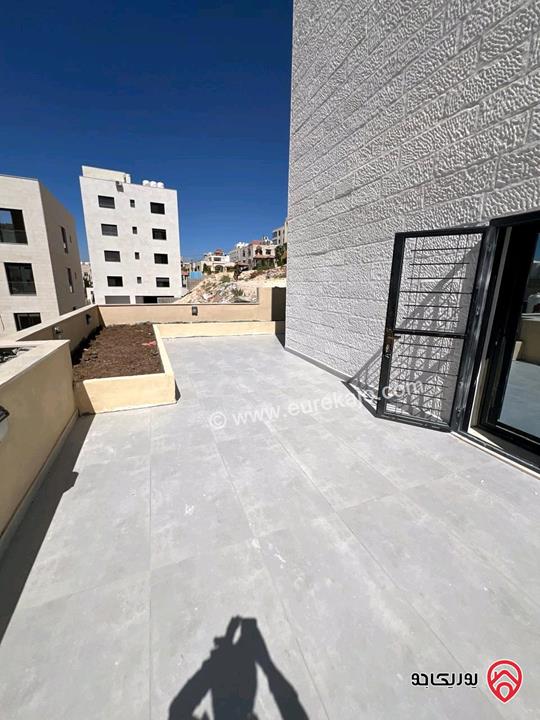 شقة أرضية مساحة 150م و ترس 70م للبيع في عمان - البنيات قرب جامعة البترا وطريق المطار من المالك مباشرة 