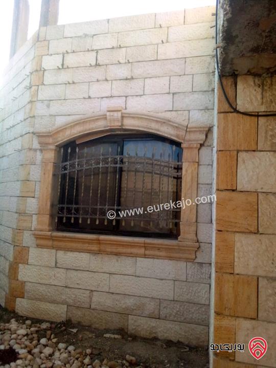 بيت شبه فيلا مساحة 247م على ارض 508م للبيع في عمان - البيضاء 