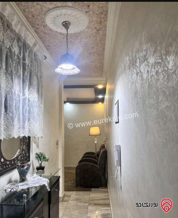 شقة طابق أول مساحة 105م للبيع في عمان - البنيات