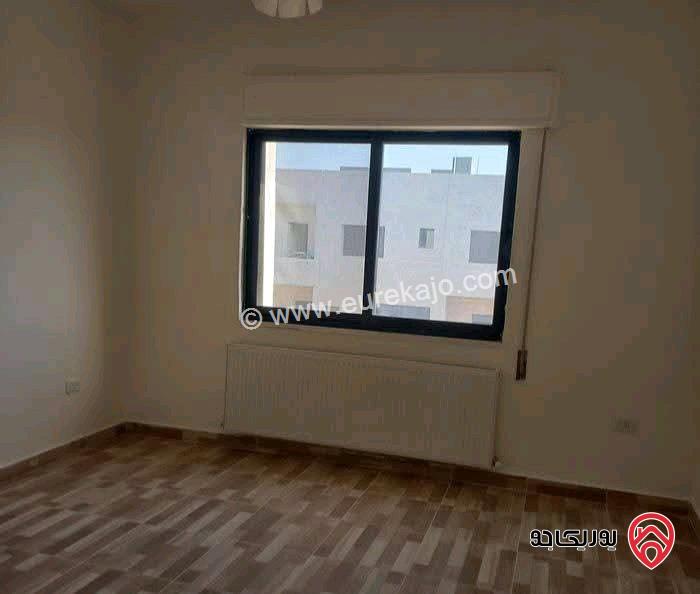 شقة فارغة طابق ثالث مساحة 165م للايجار في عمان - خلدا