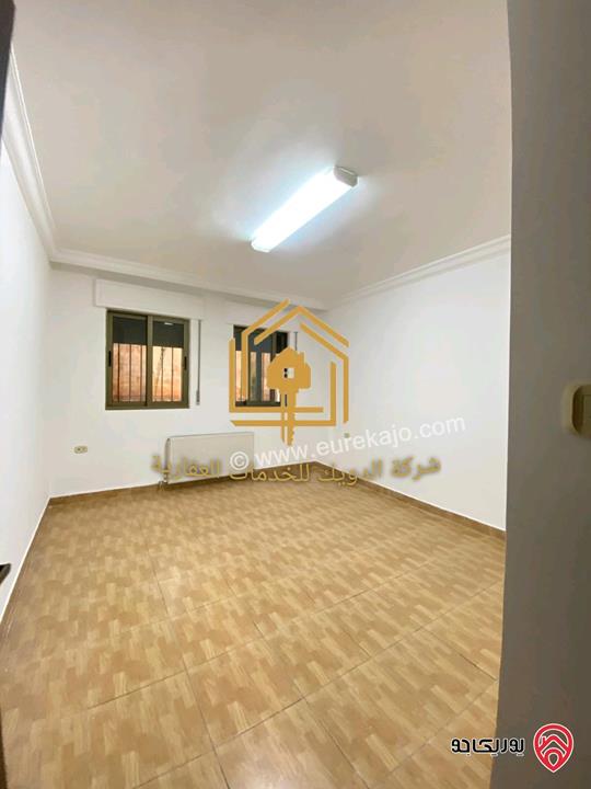 شقة فارغة طابق شبه ارضي مساحة 200م للإيجار في عمان - الدوار السابع 