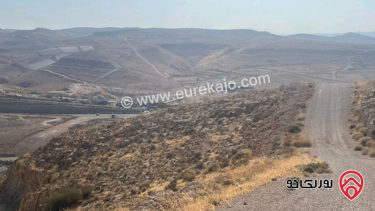 قطعة أرض مساحة 806م للبيع من أراضي شرق عمان - شارع المية وادي العش