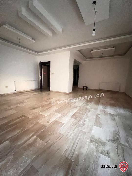 شقة شبه أرضية مساحة 190م للايجار في عمان - خلدا