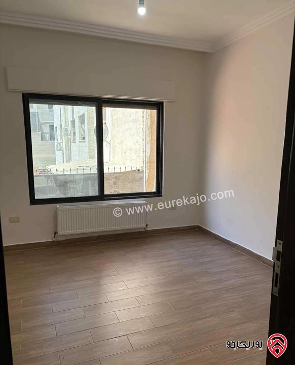 شقة أرضية مساحة 150م داخلي و 150م خارجي للبيع في عمان - حي الصحابة