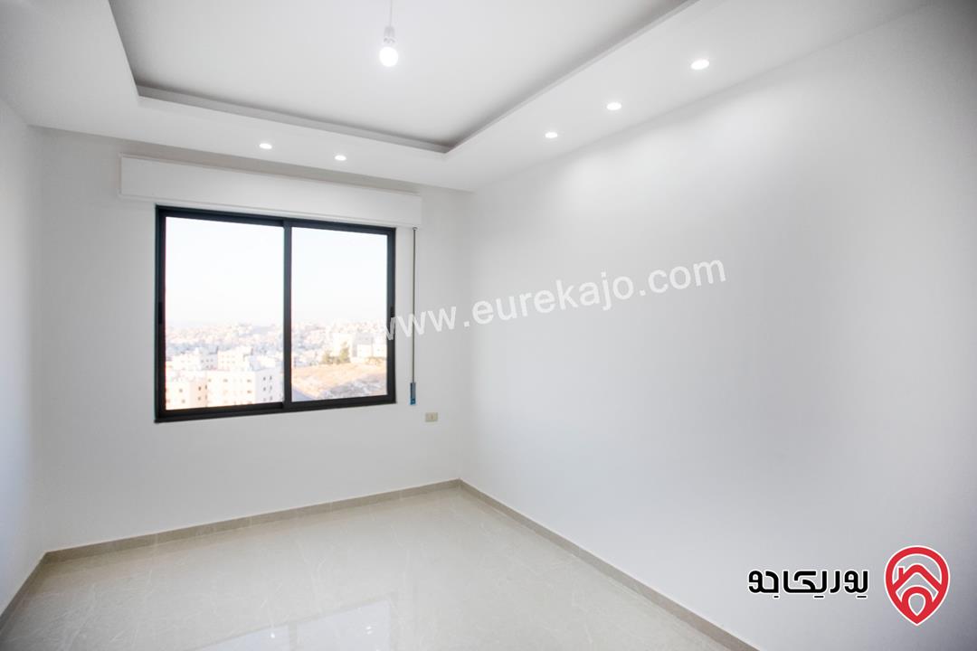 شقة فاخرة أرضية مساحة 185م داخلي و 50م خارجي للبيع في عمان - ابو علندا كاش او اقساط 