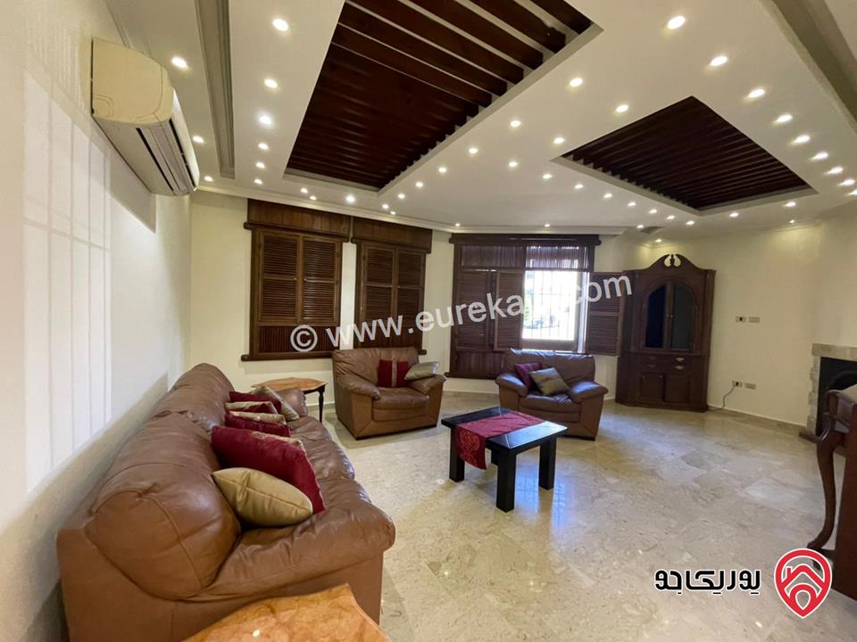 شقة مفروشة طابق ارضي مساحة 325م للايجار في عمان - ضاحية الرشيد