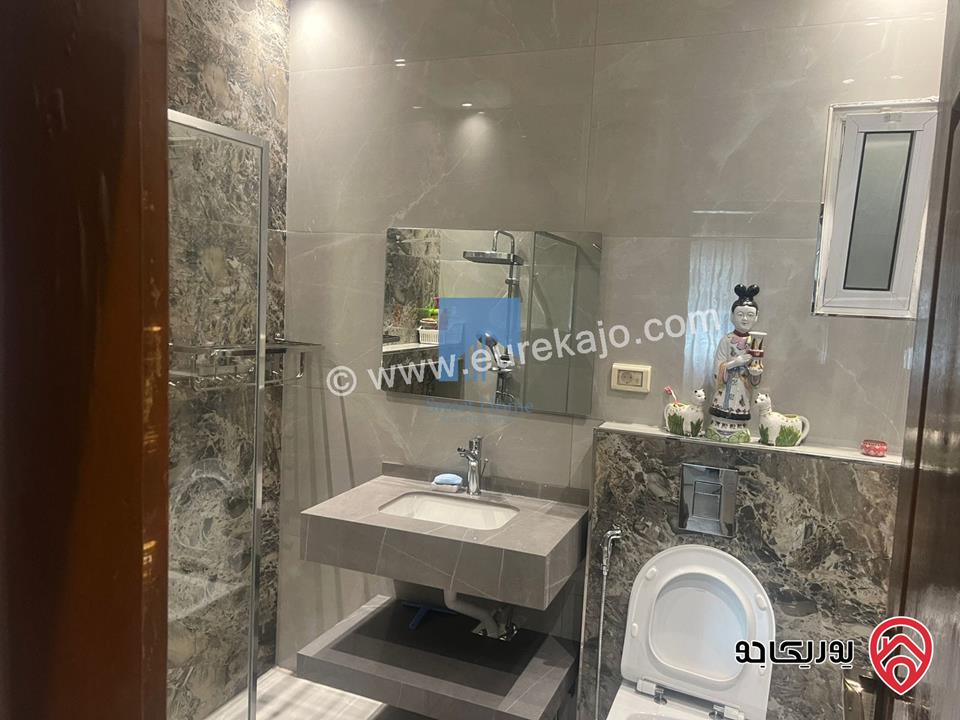 شقة فاخرة للبيع في عمان - أم السماق قرب مدارس الجزيرة طابق اول 128م تشطيب سوبر ديلوكس بسعر مغري