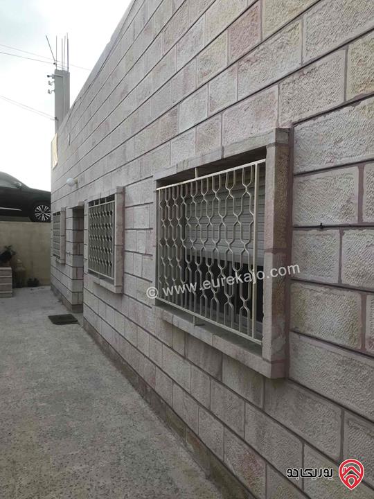 منزل مستقل مع ارض مساحة 740م والباء 230م سكن (ب) استثمارية للبيع في عمان - المقابلين