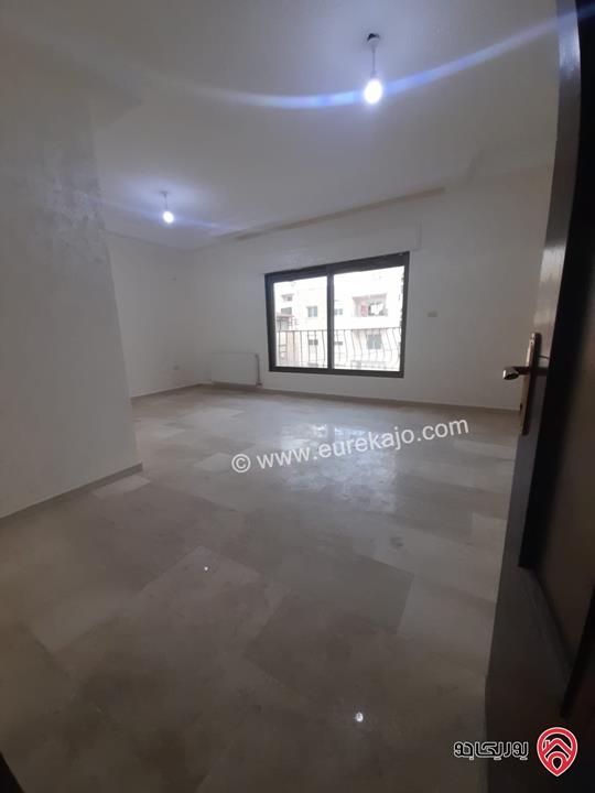 شقة طابق أول مساحة 175م للايجار في عمان - تلاع العلي 