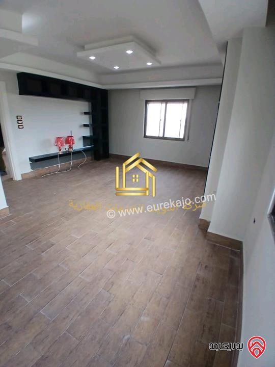 شقة سوبر ديلوكس طابق ثالث 120م للايجار في عمان - تلاع العلي 