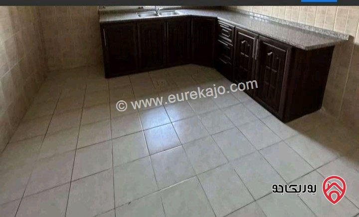 شقة مساحة 118م طابق ثاني للبيع في الزرقاء - مدينة الشرق 