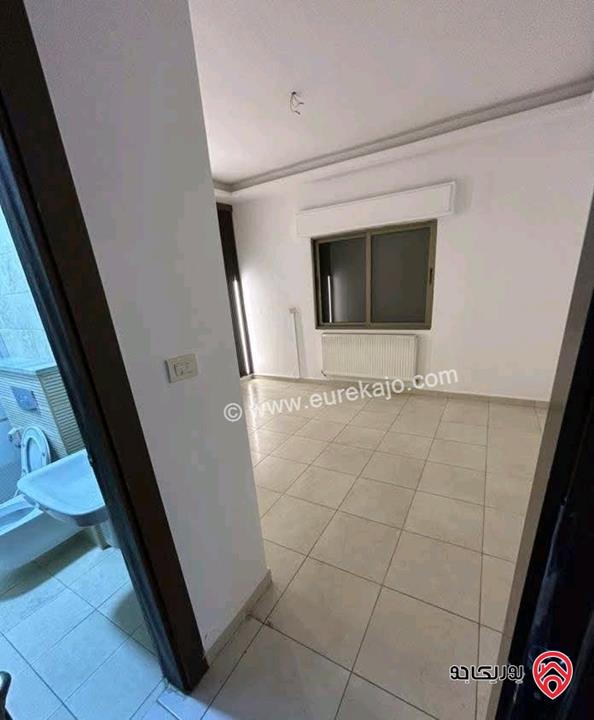 شقة فارغة طابق ثاني مساحة 130م للايجار في عمان - ضاحية الامير راشد 