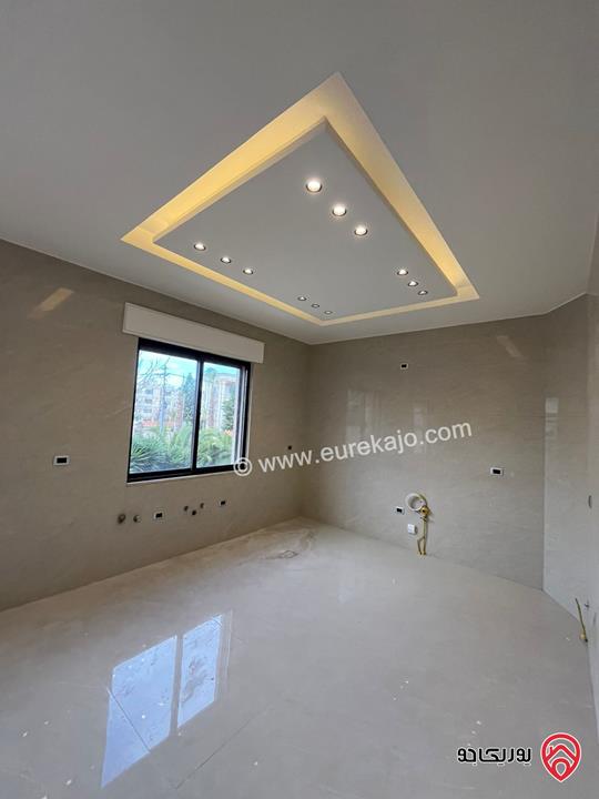 شقة طابق ثاني مساحة 170م للبيع في عمان - حي الصحابة