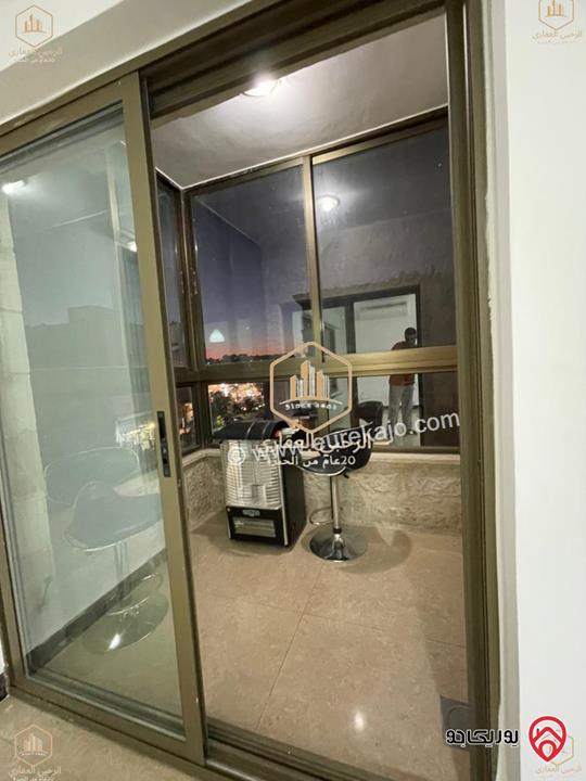 شقة دوبلكس فاخرة طابق ثالث مساحة 220م للايجار في عمان - الرابية