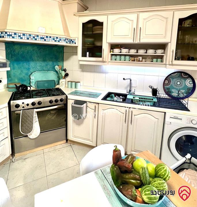 Duplex Appartment in a quite area in Um Utheina 240 square meters. First and second floor. 240 thousand JOD.